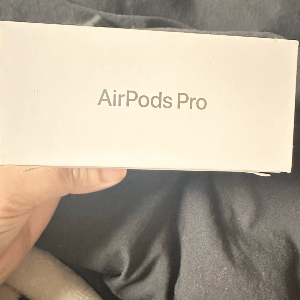 Apple AirPods PRO - Picture 5 of 7